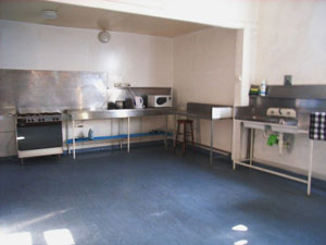 Arthouse backpacker hostel kitchen